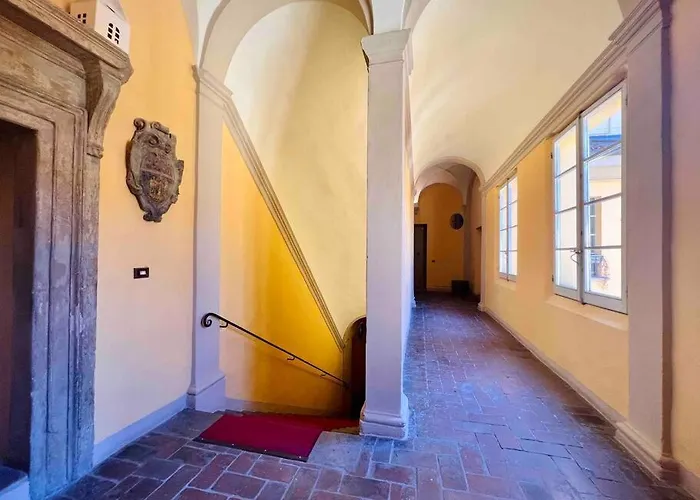 아파트 House Of Lovers - Magnificent View Over 볼로냐