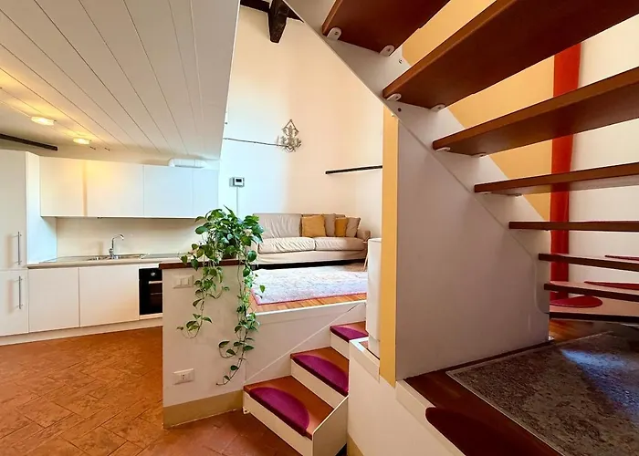 House Of Lovers - Magnificent View Over *