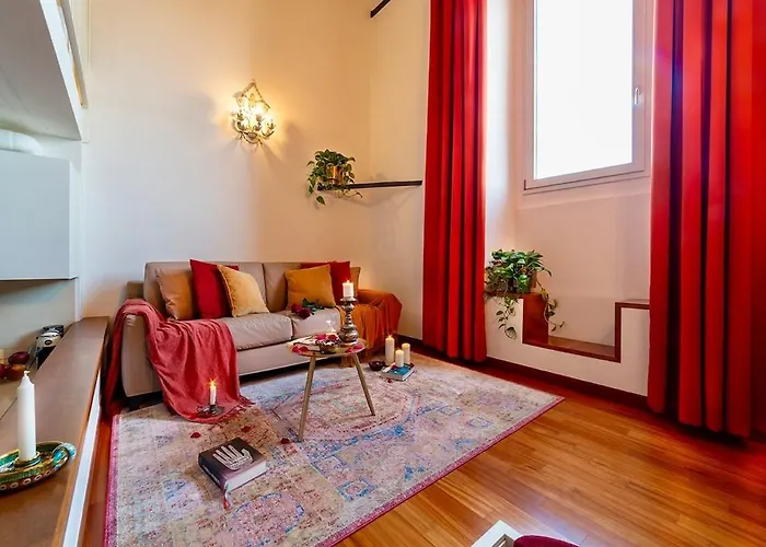 House Of Lovers - Magnificent View Over بولونيا